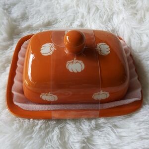 NWT Terramoto Harvest Fall Butter Dish